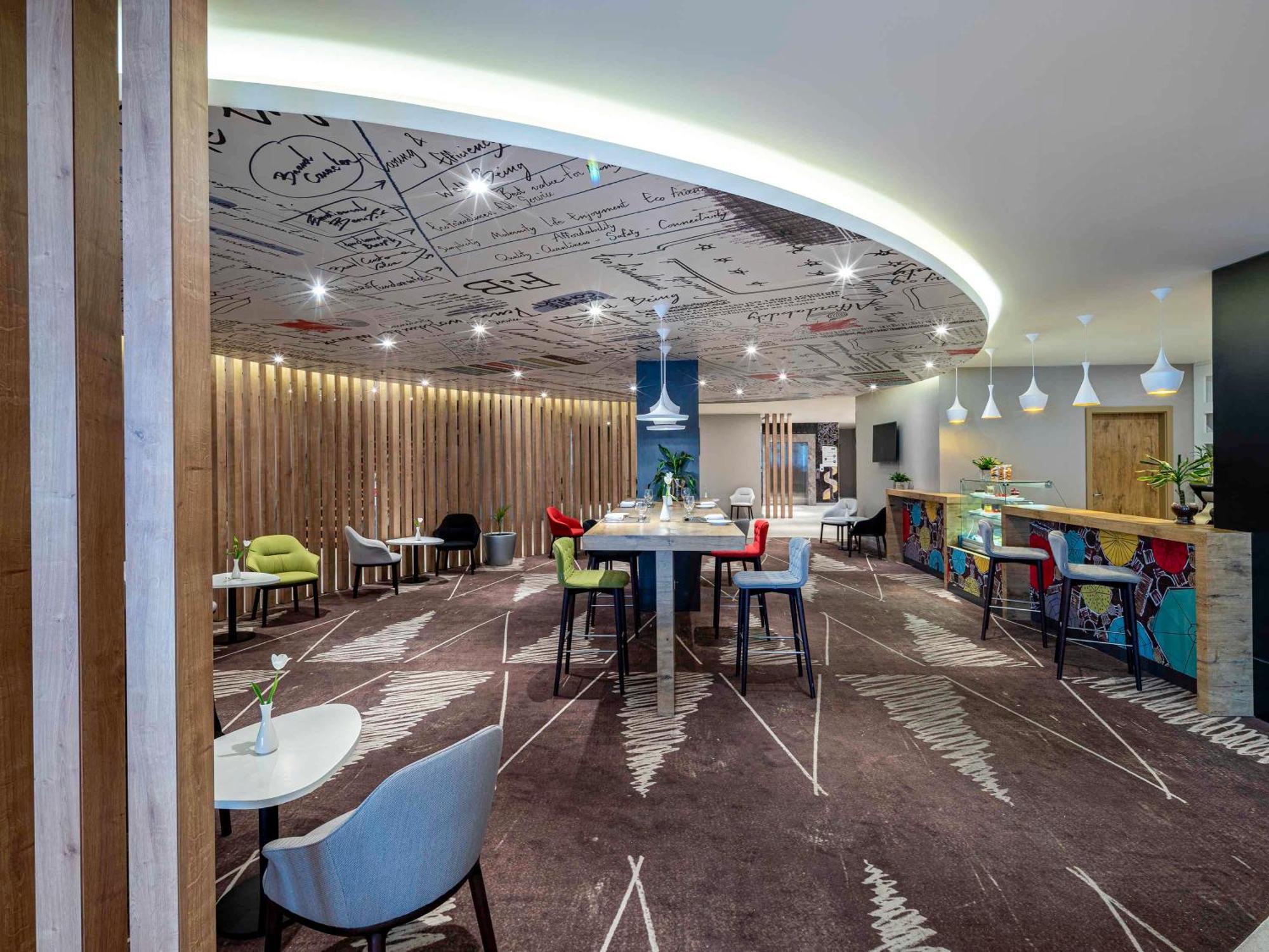 Ibis Jeddah Malik Road Jidá Exterior foto